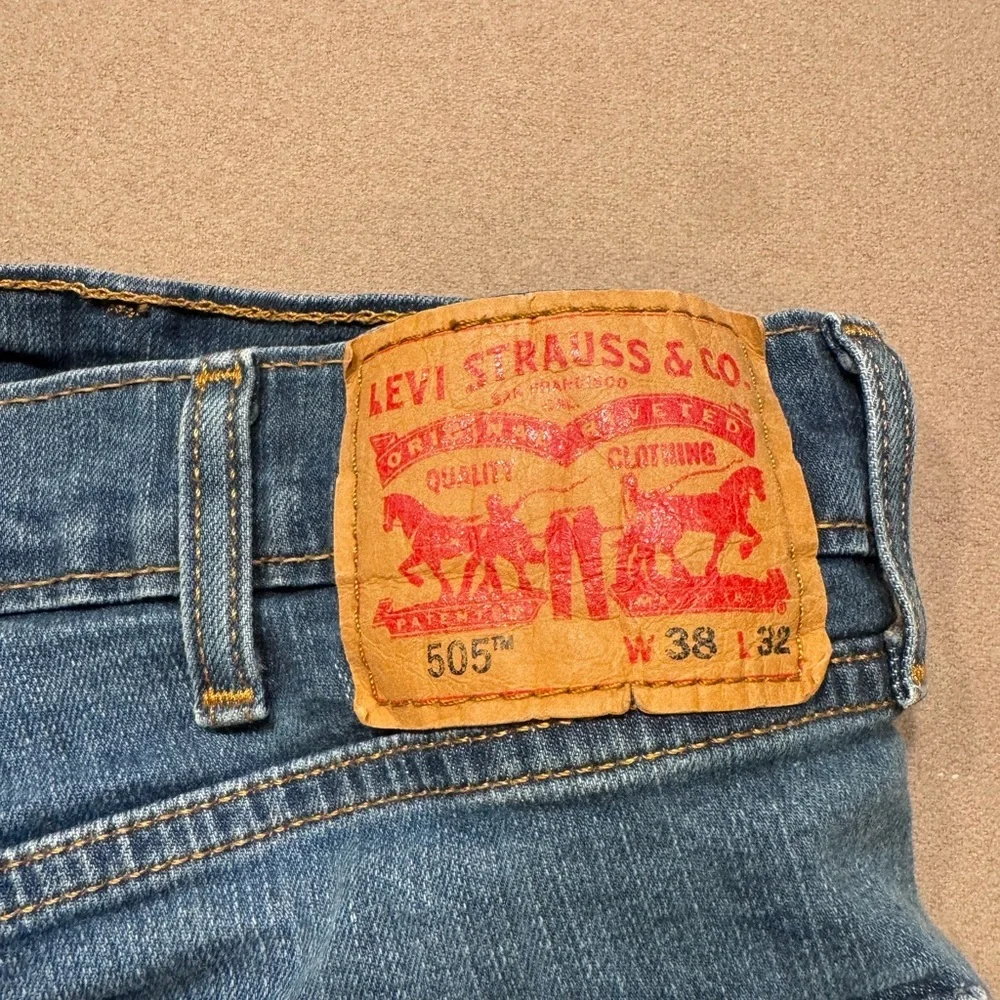 Levi's 505 Vintage Men's Classic Straight Blue Jeans- Y2K